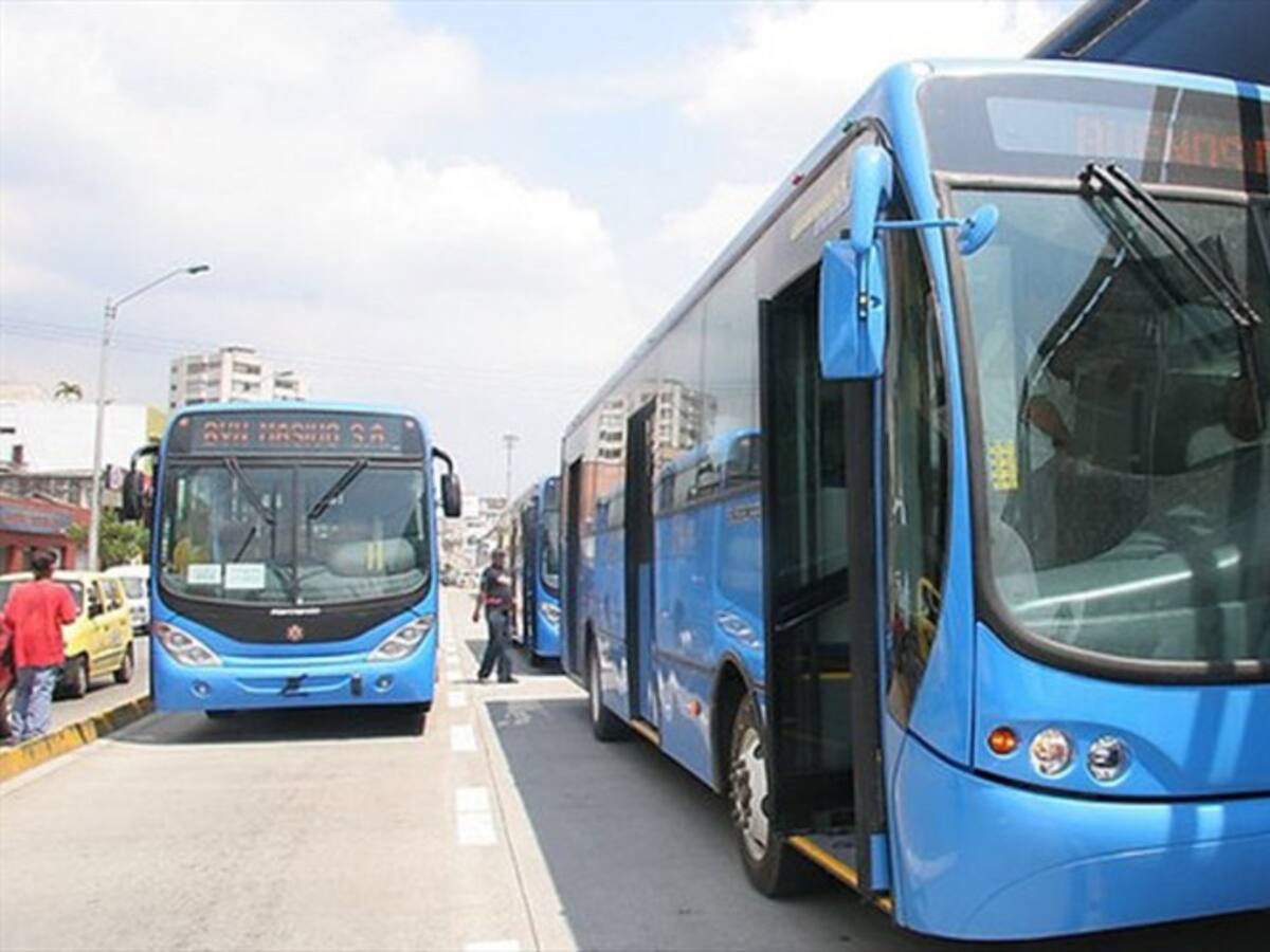 Déficit de buses del MIO enredan su operación