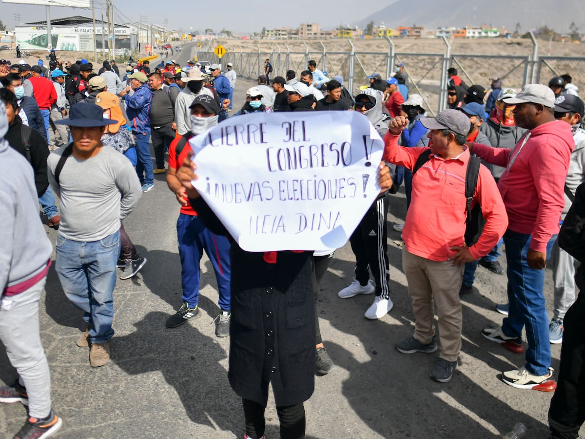 Protestas regionales en Perú aspiran llegar a Lima entre miércoles y jueves