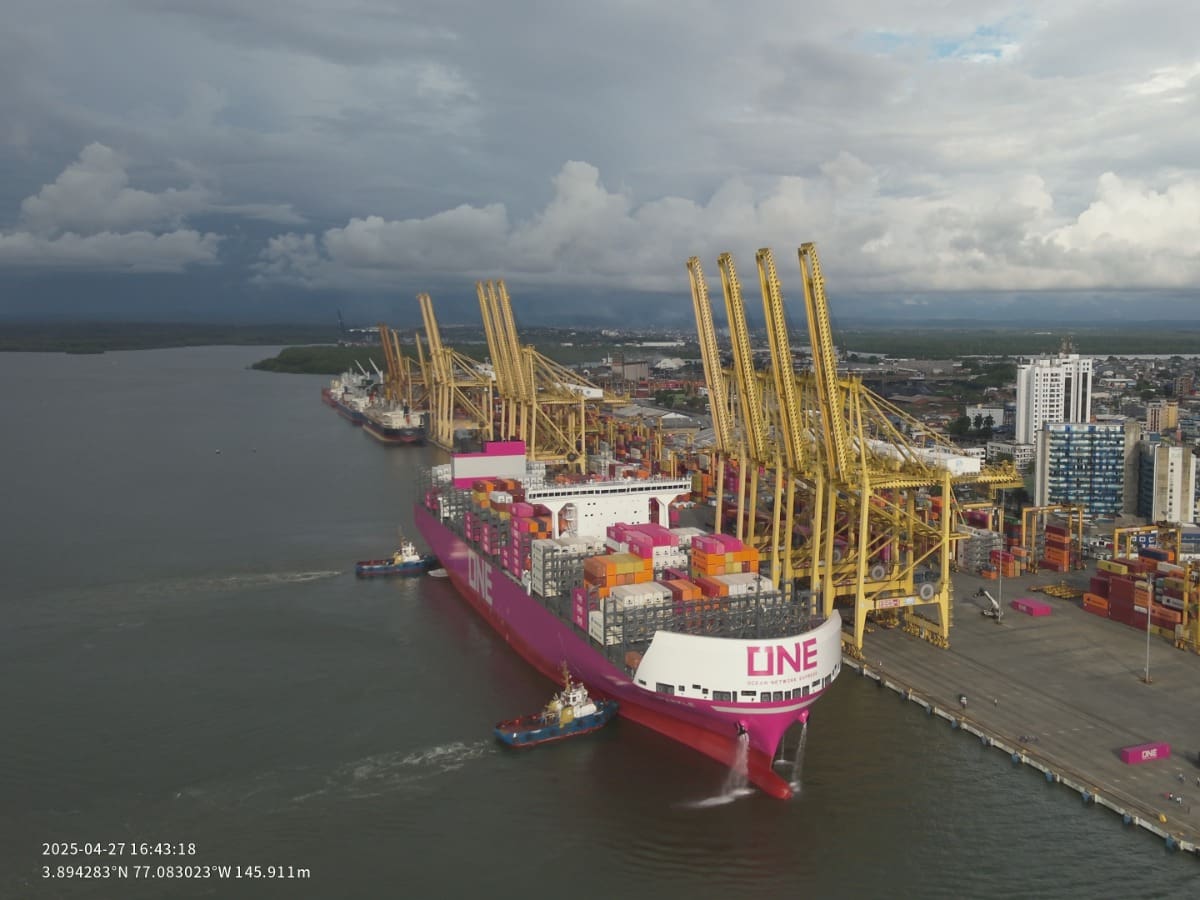 Arribó a Buenaventura ONE Sparkle, el primer buque de nueva generación con foco en sostenibilidad