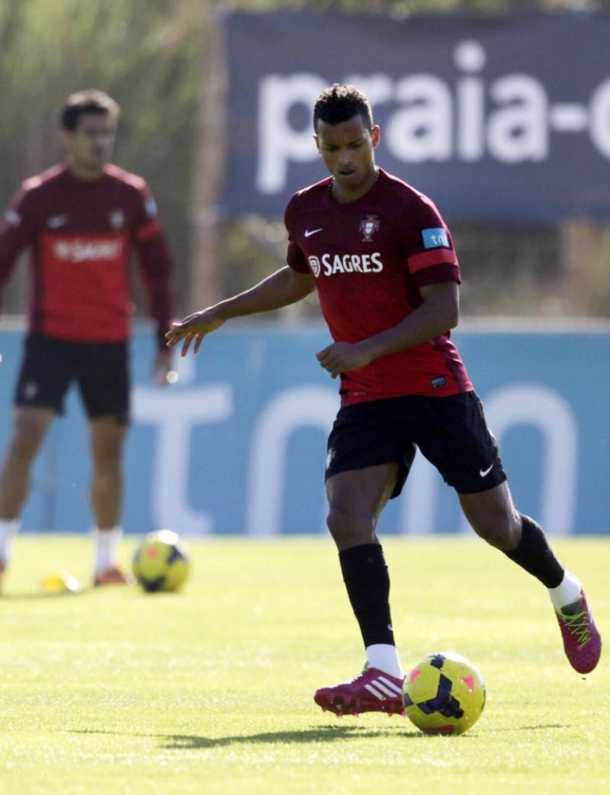 Los lusos recibirán a Suecia este viernes en Lisboa en el juego de ida del repechaje por un cupo a Brasil 2014.