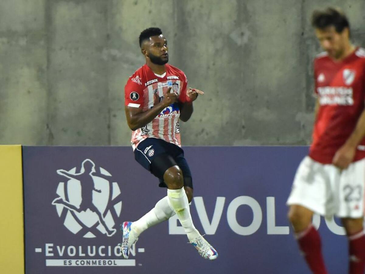 Johnny Ramírez: “Mientras Borja bailaba afuera sonaban las explosiones”