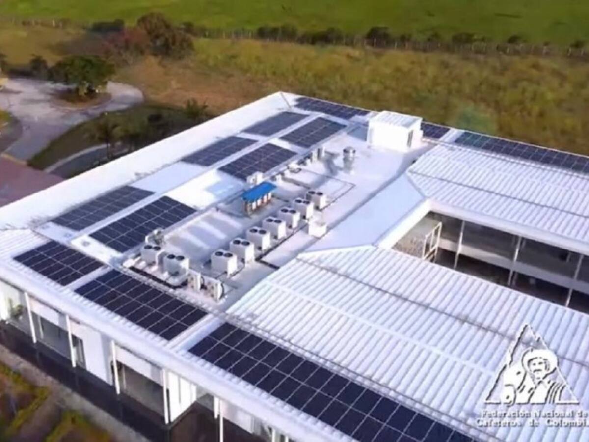 Comité de Cafeteros inauguró planta de energía solar en el Tolima