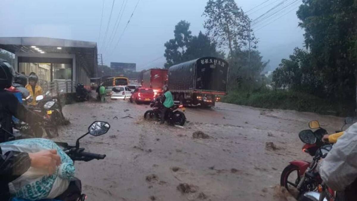 VIDEO: La comuna 9 y Girón, lás áreas más afectadas por aguacero