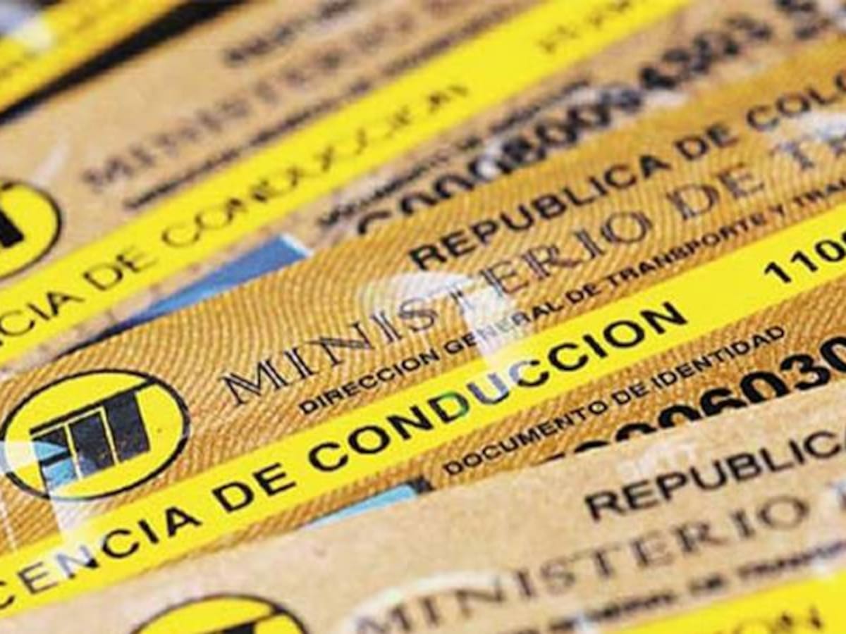 Precio licencia de conducción 2026: Valor aproximado incluyendo curso, exámenes médicos y derechos