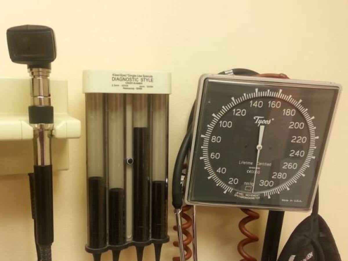 Graves daños en hospital provocan usuarios en La Playa