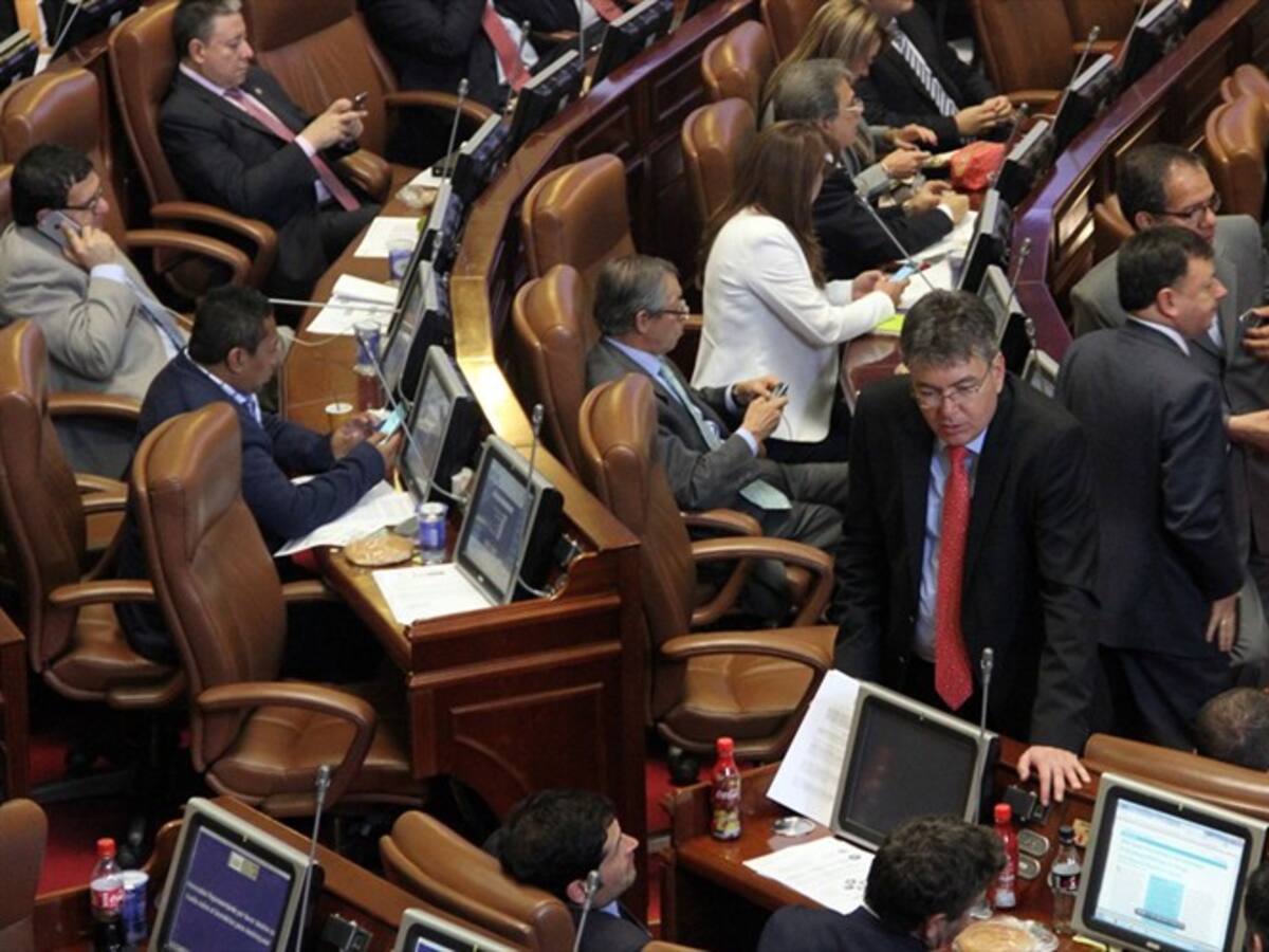 Fallan en contra de exmagistrado que pedía 'revivir' la reforma a la justicia