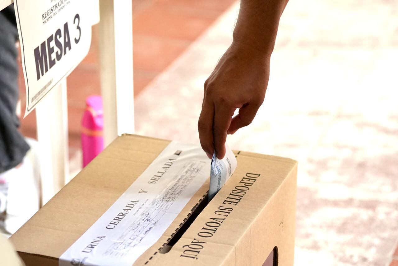 Cartagena con alta afluencia de votantes y largas filas en puestos de votación