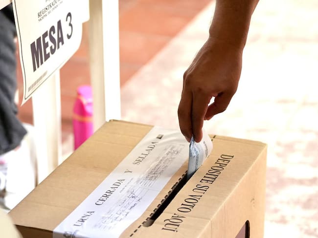 Cartagena con alta afluencia de votantes y largas filas en puestos de votación