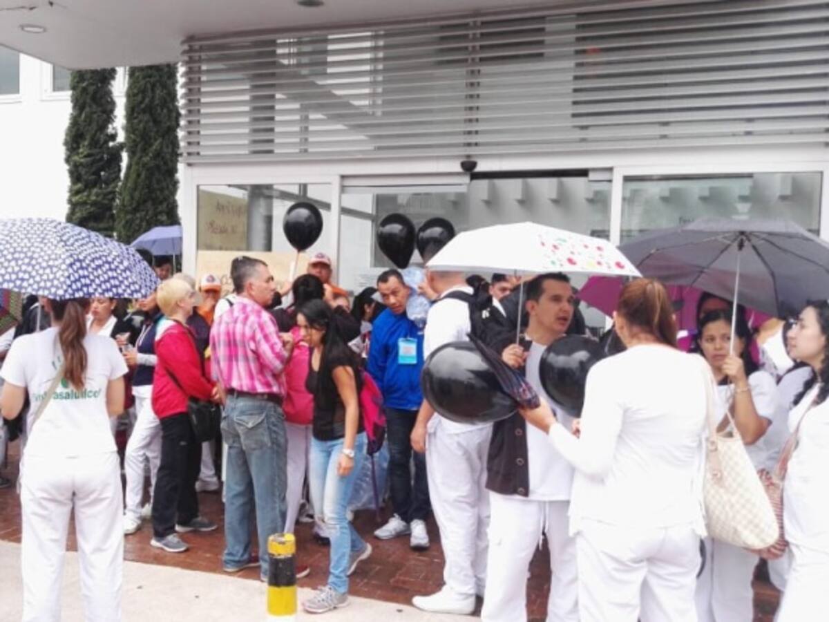 Trabajadores de Clínica Esimed en Ibagué no han recibido pago de salarios