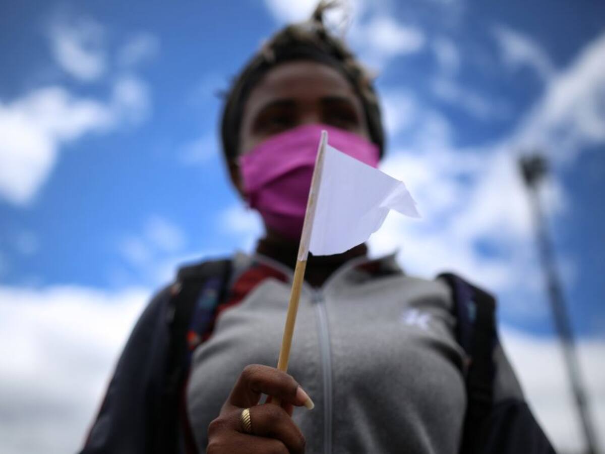 “Podemos almorzar viendo una masacre y no nos conmueve”: lideresa social