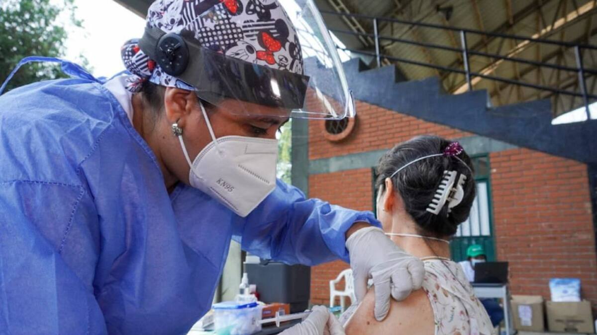 Bucaramanga aplicó más de 2 mil vacunas a mayores de 55 años