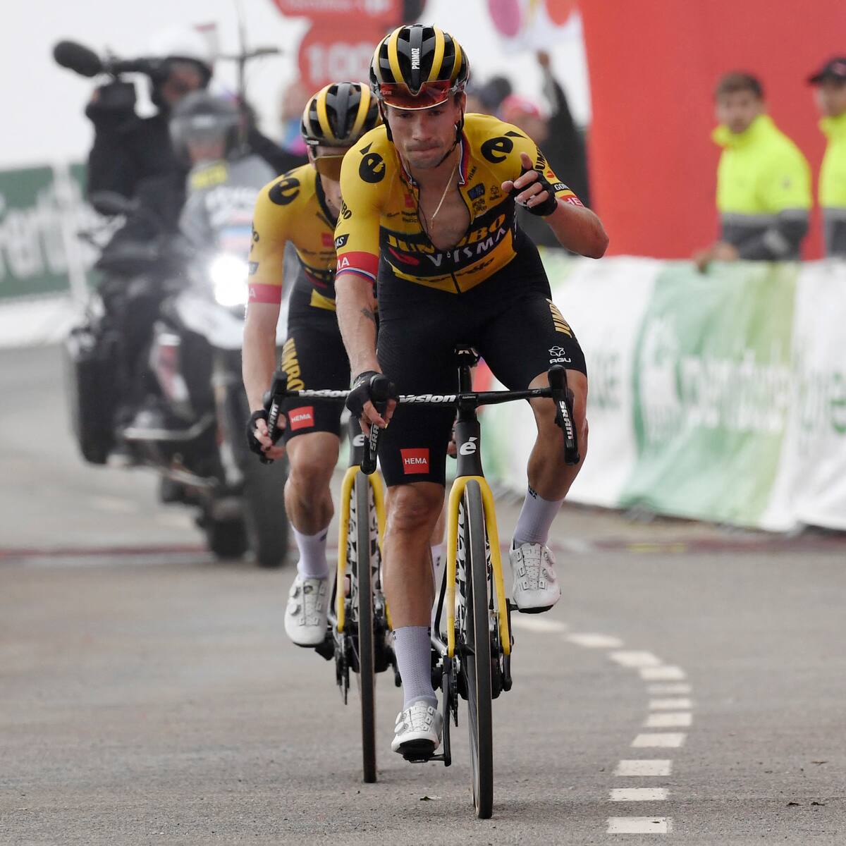 El Jumbo-Visma vuelve a exhibirse y hace el 1, 2 y 3 en la etapa 17 de la Vuelta a España