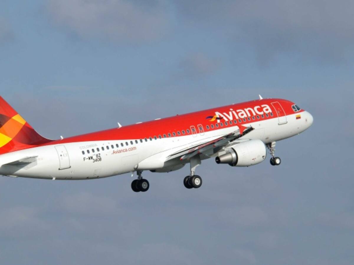 Maduro ordena investigación por incidente con avión de Avianca