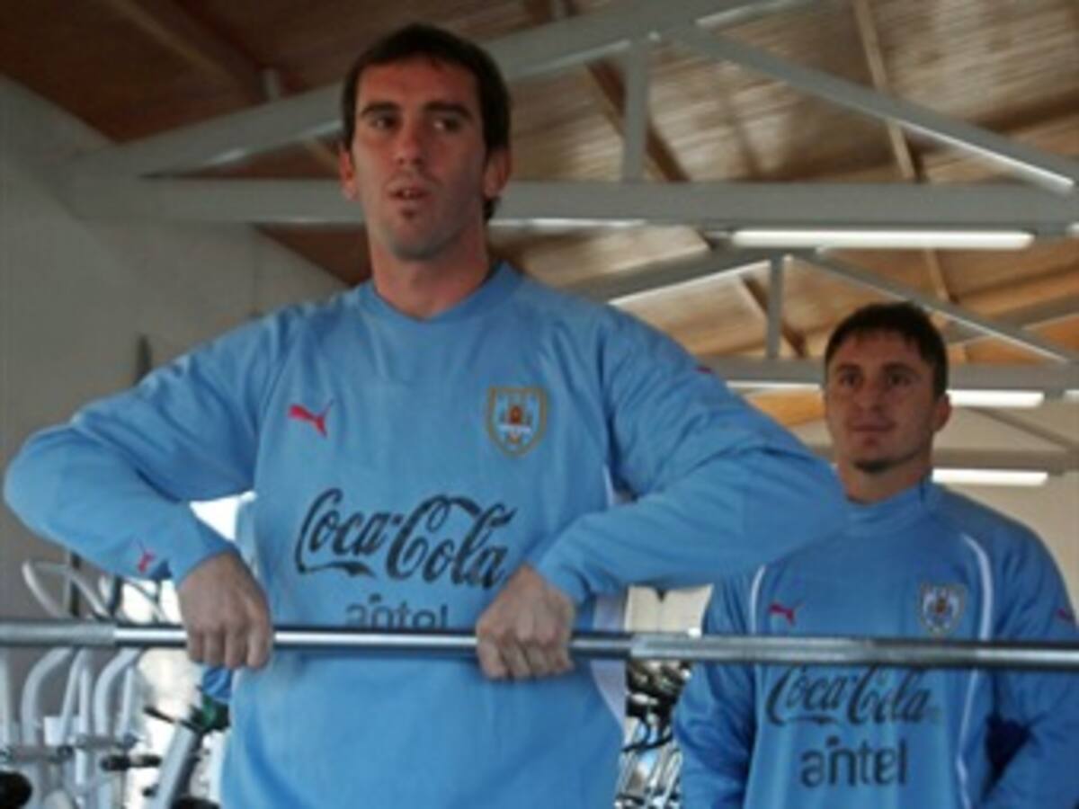 Godín volvió a entrenarse
