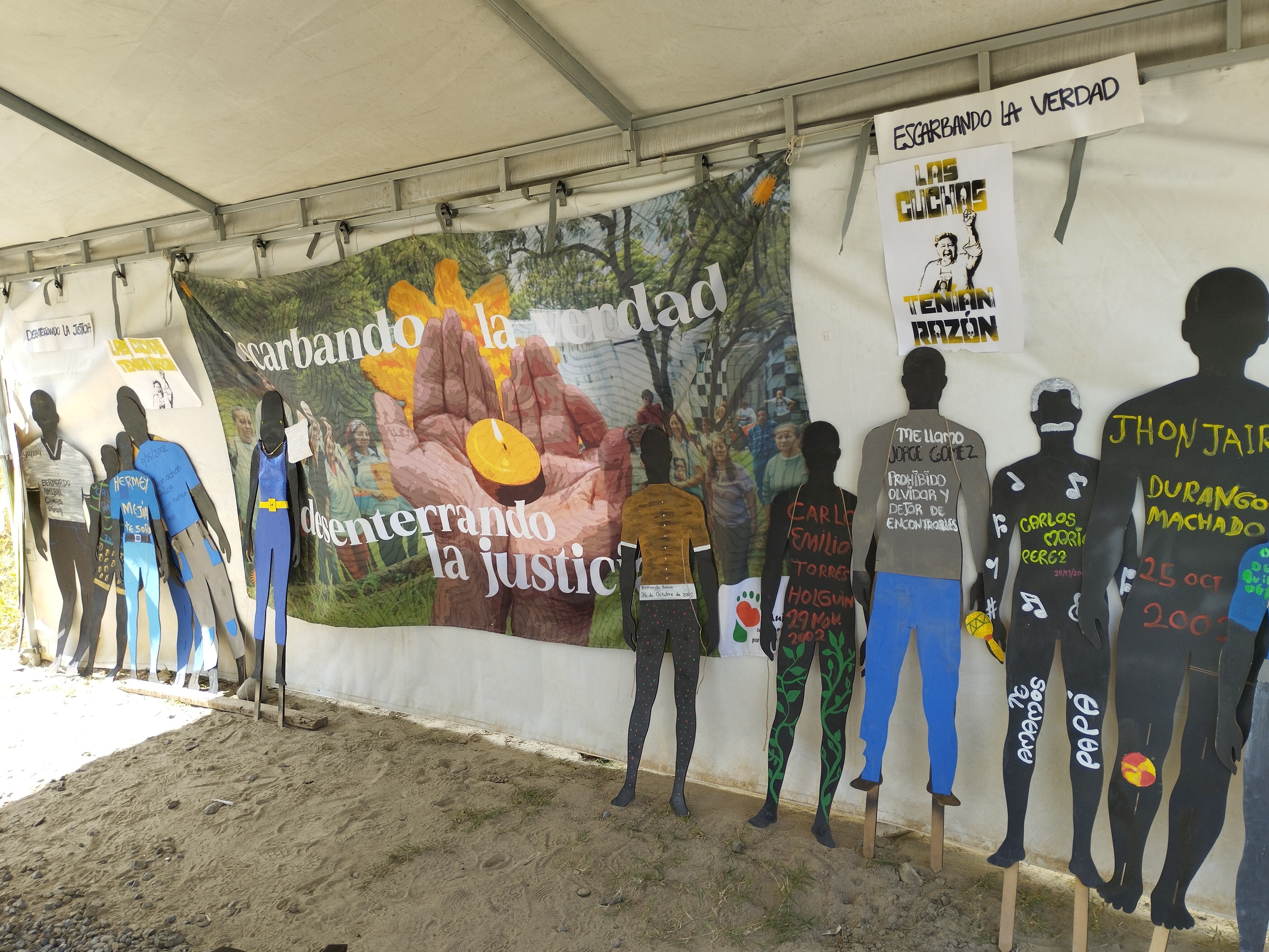 Imagen conmemorativa en la Escombrera de la comuna 13 de Medellín- foto Caracol Radio