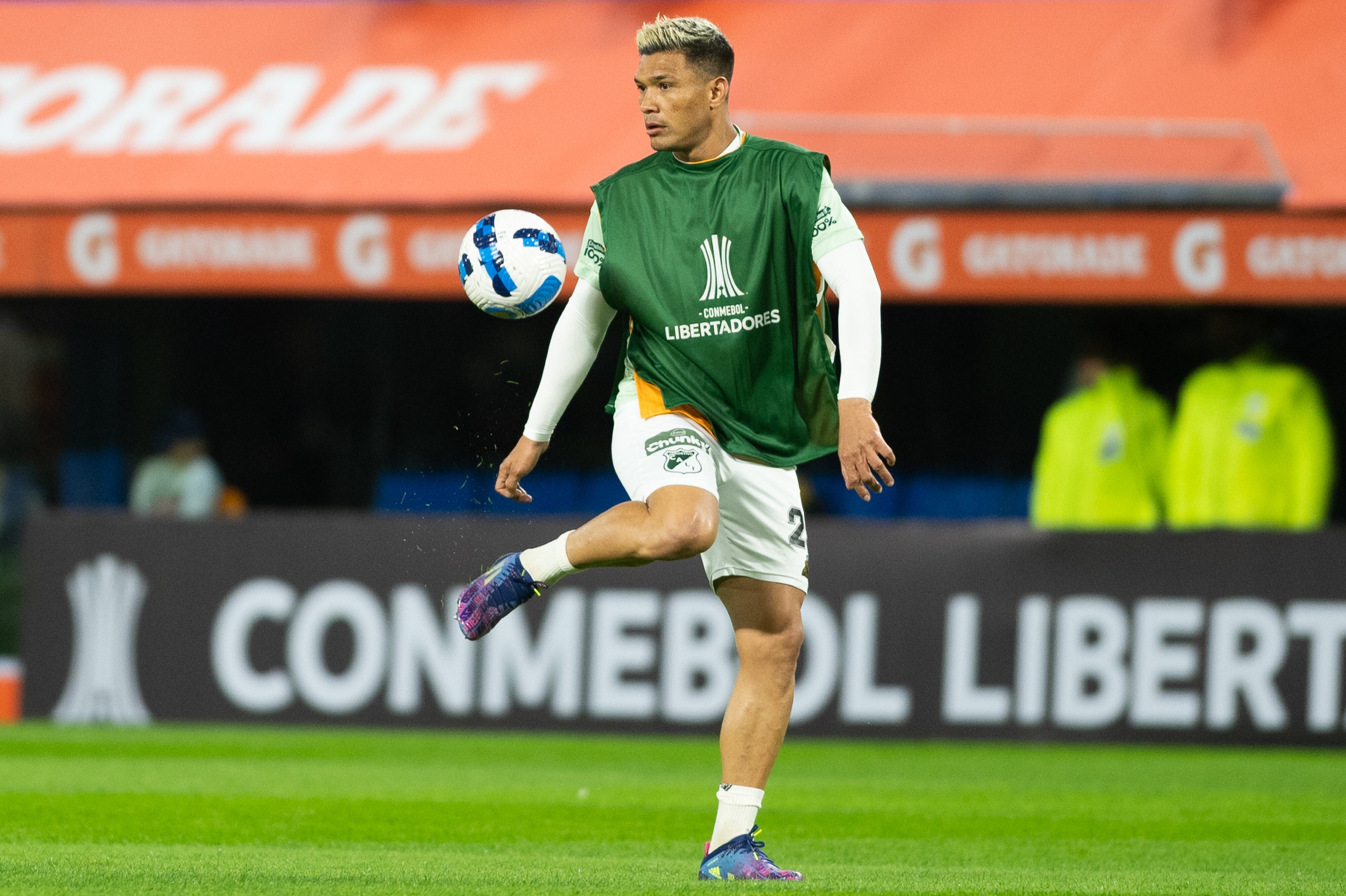 Teófilo Gutiérrez en su paso por el Deportivo Cali. (Photo by Manuel Cortina/SOPA Images/LightRocket via Getty Images)