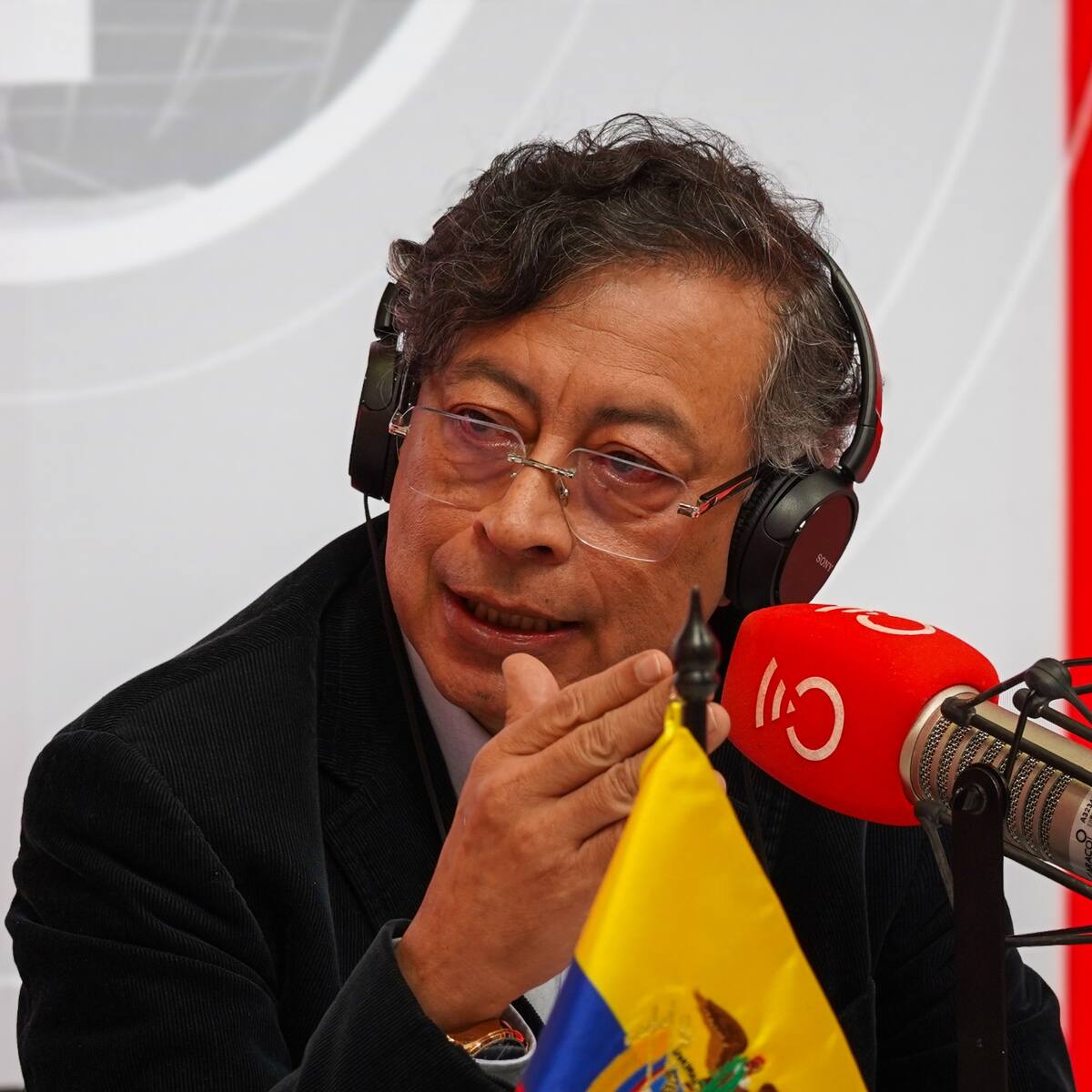 Petro: intervenir EPS no es la solución y se acabarán si persisten como intermediarios financieros