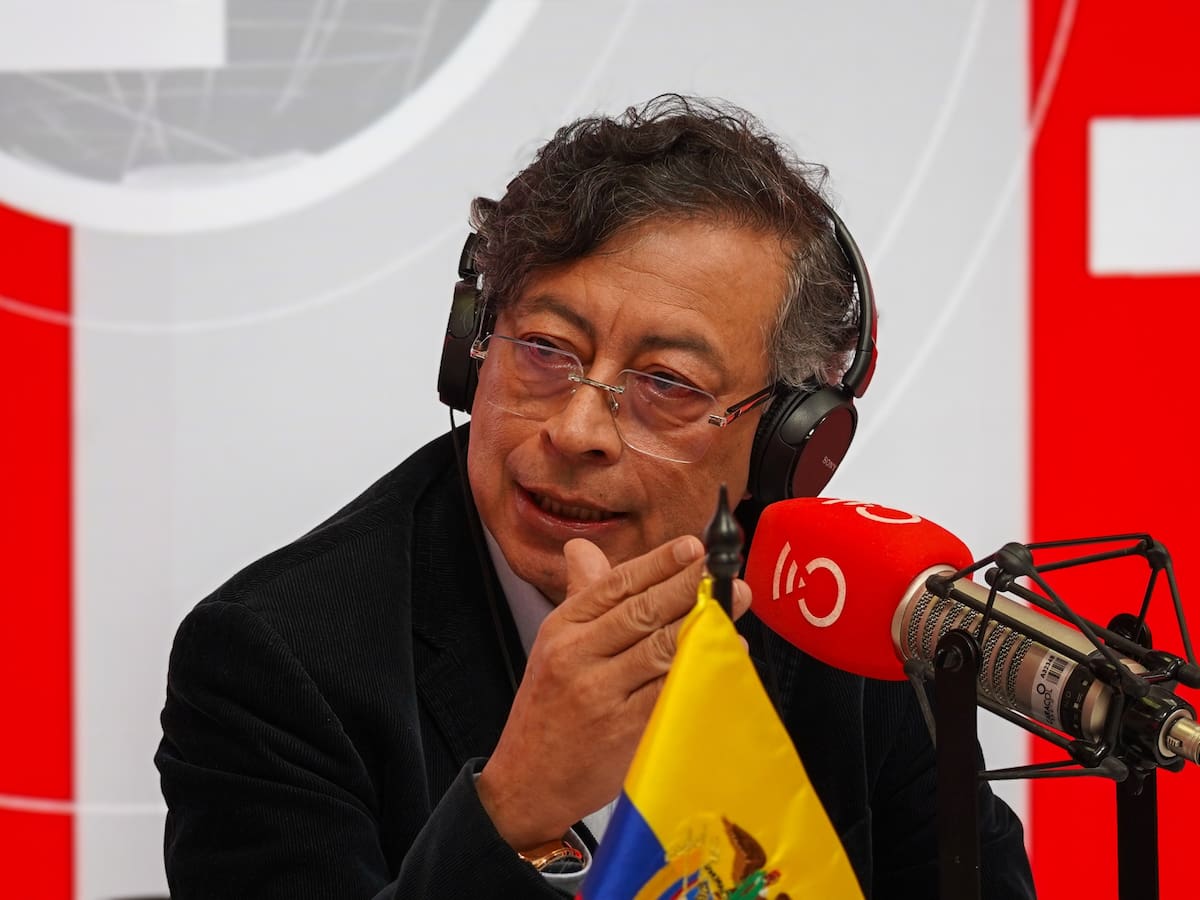 Petro: intervenir EPS no es la solución y se acabarán si persisten como intermediarios financieros