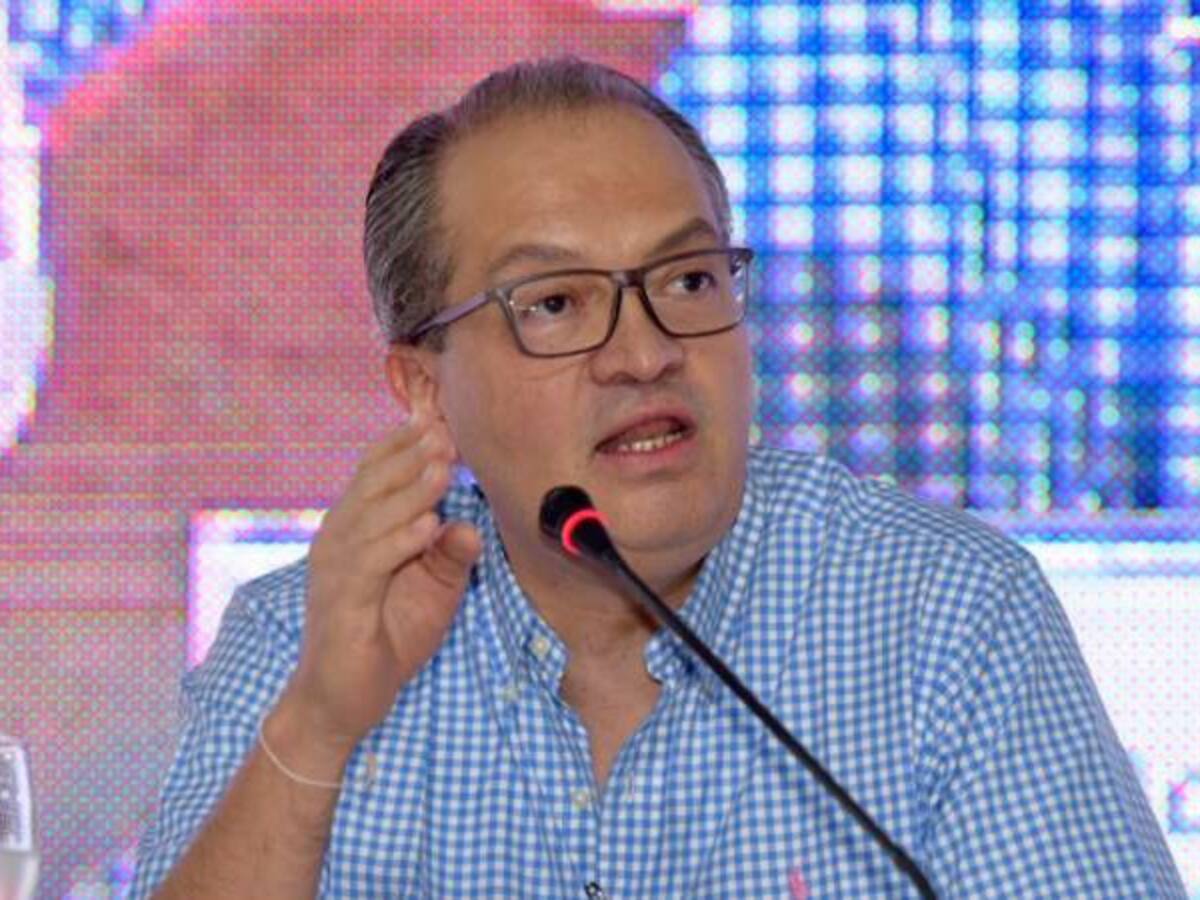 “De no actuar vamos a seguirle entregando munición a los francotiradores contra la paz”: Carrillo
