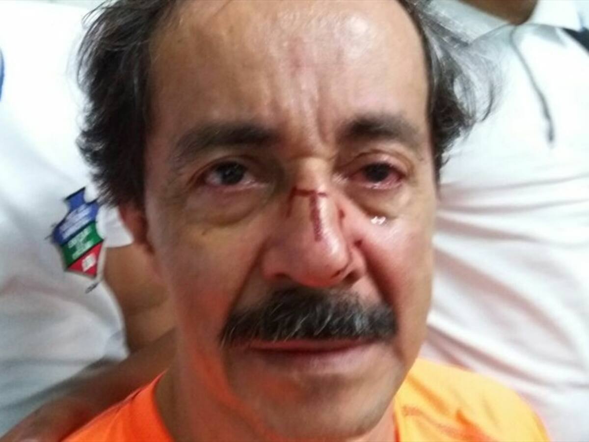 No es solo el dolor físico sino moral: profesor agredido por padre de familia en Cali