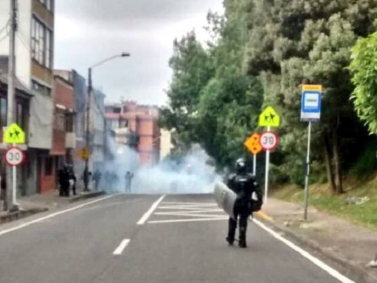 Reportan bloqueos frente a U. Distrital en Avenida Circunvalar
