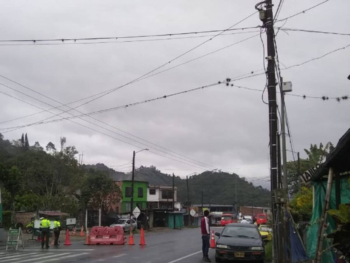 Pérdidas de más de un 90% reportan comerciantes por cierre de la Línea