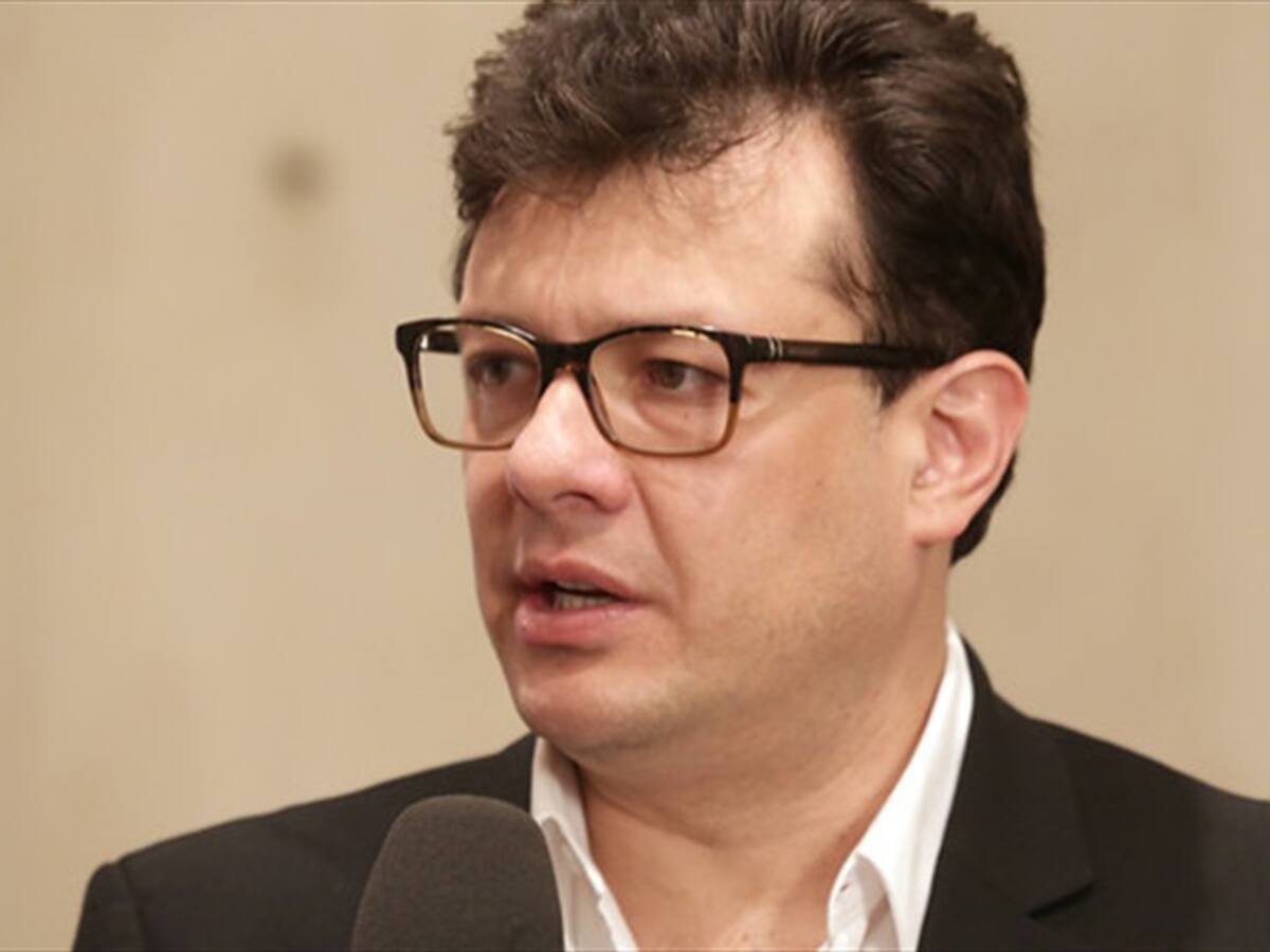 Hoy estamos cambiando la historia del país: Hollman Morris