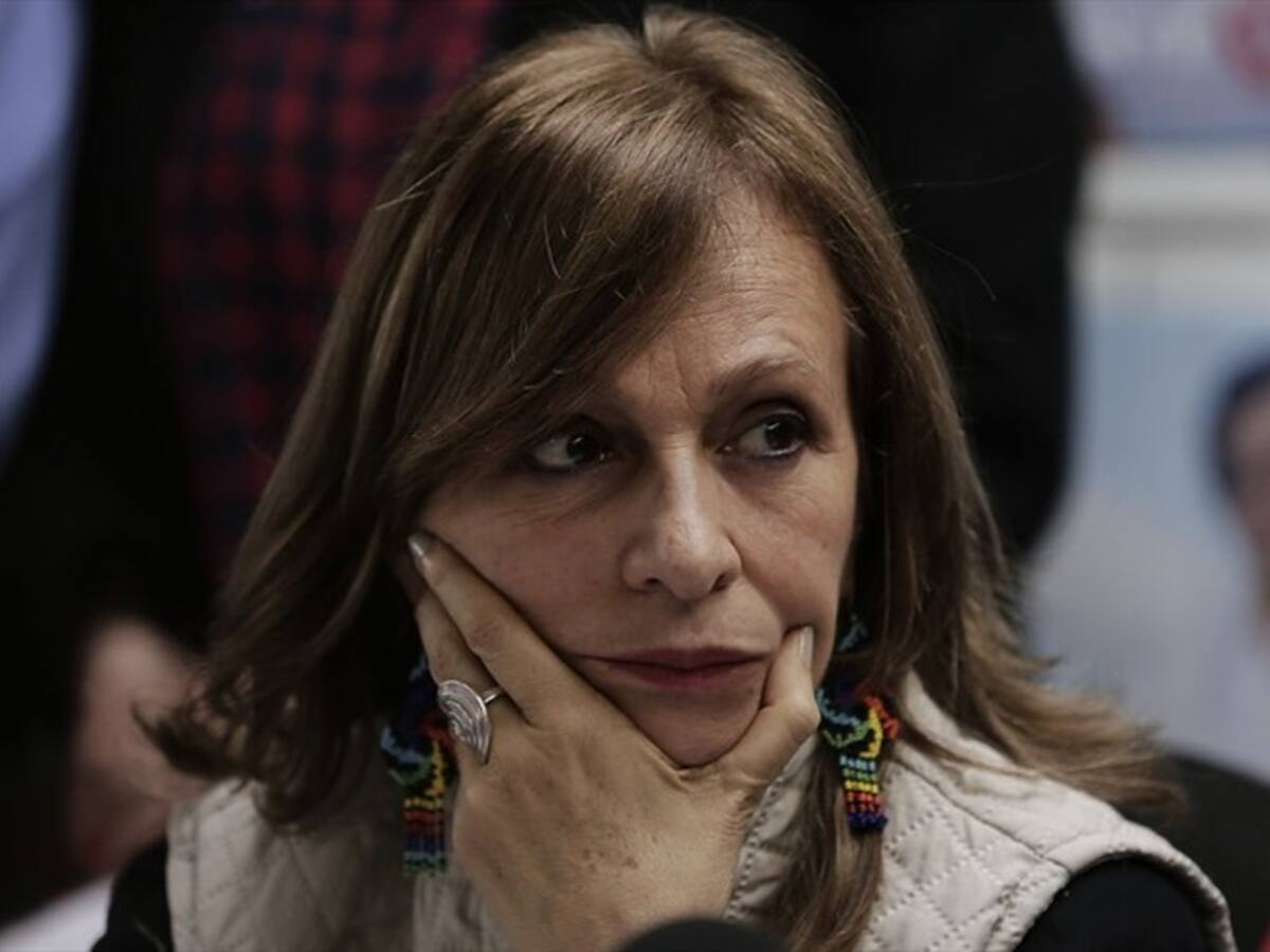 Solicitan la nulidad de la designación de Ángela Robledo como congresista