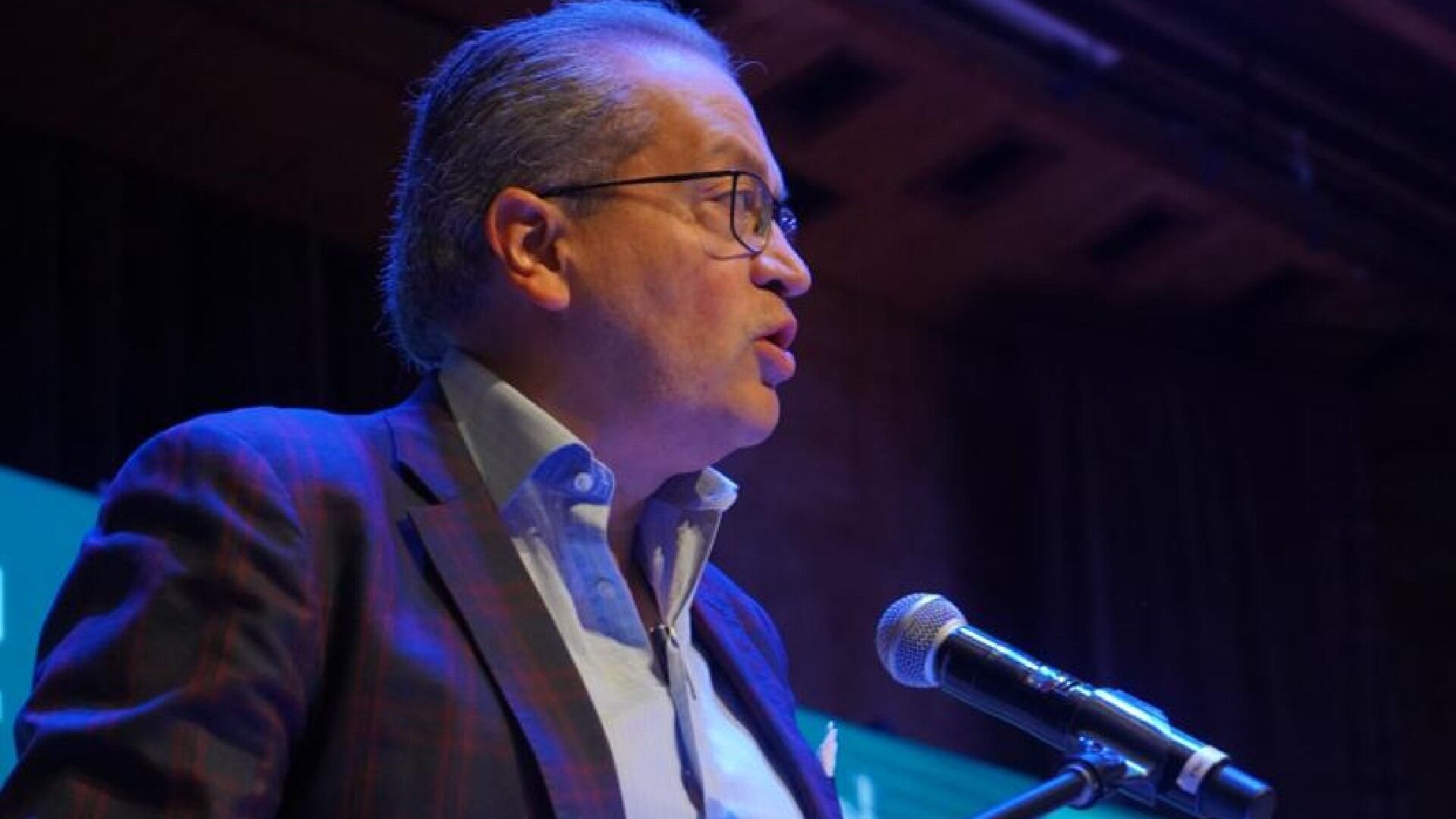 "Es a través de la educación que se logra el cambio social. Sin educación, el cambio social o no se logra, o va a ser mediocre o no va a ser sostenible": Fernando Carrillo, vicepresidente del Grupo Prisa. | Foto: Caracol Radio