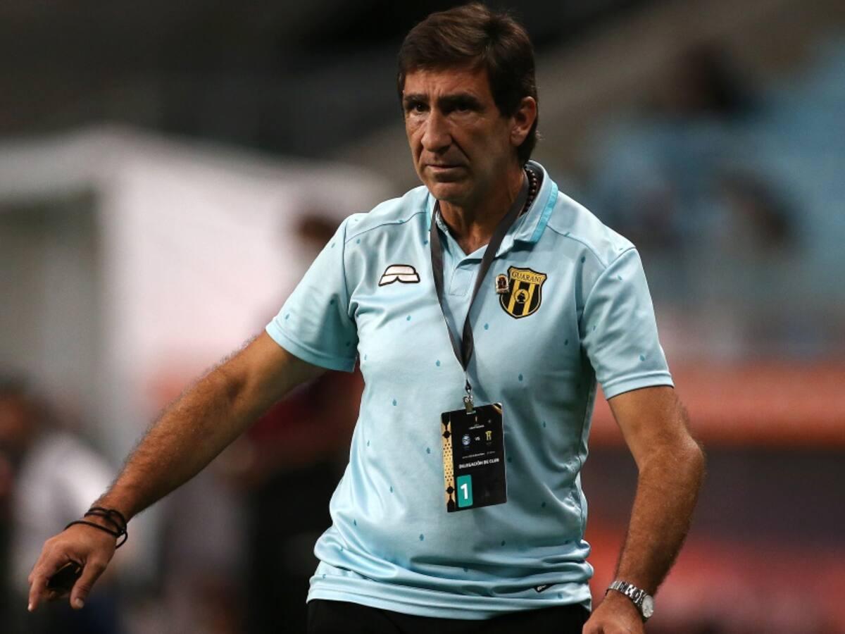 Gustavo Costas estaría cerca de dirigir al Junior, según prensa argentina