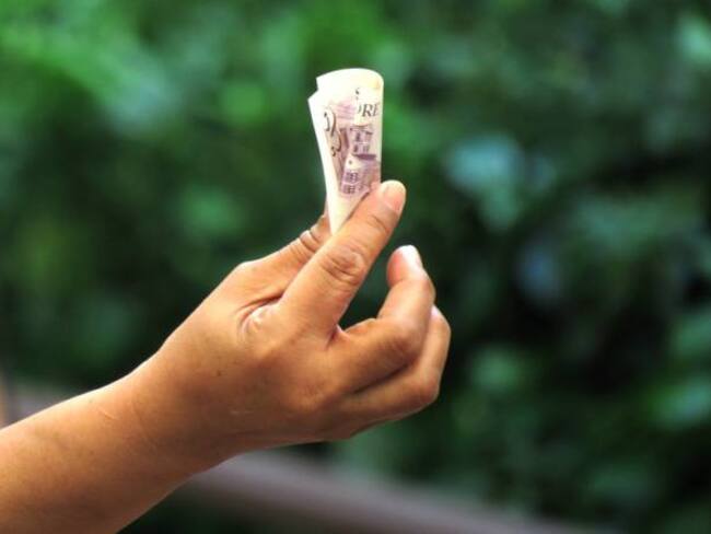 De donde proviene la expresión “¿Hacer la vaca?”