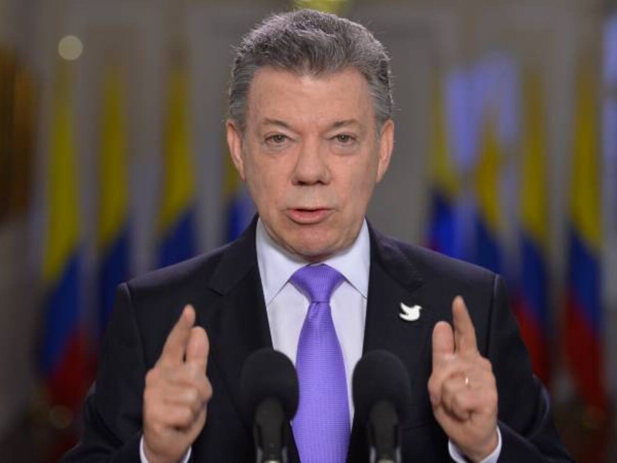 Cese el fuego bilateral y definitivo sería antes del 1 de enero: Santos