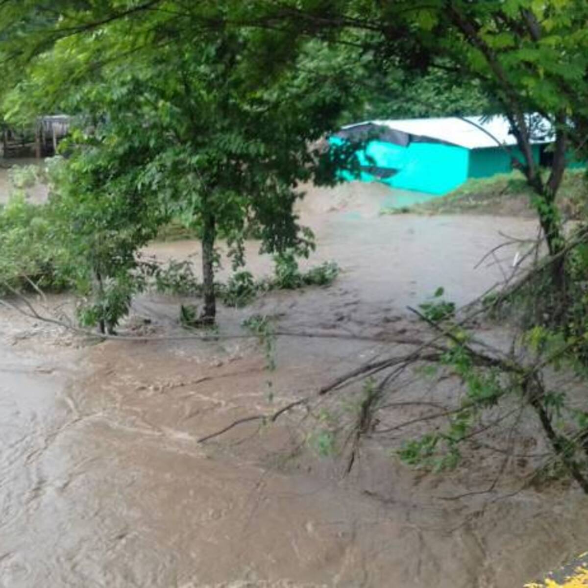 300 familias damnificadas en Fundación, Magdalena, por creciente