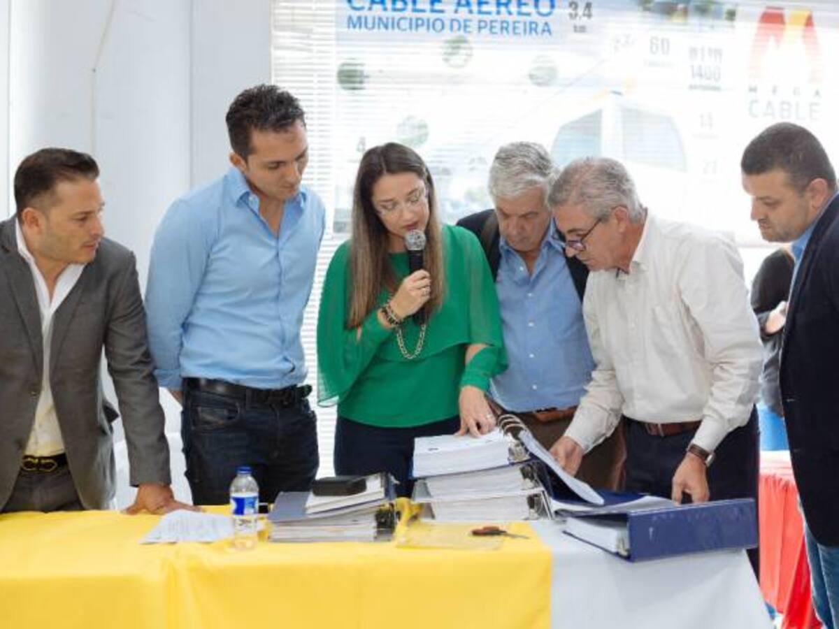 Dos firmas internacionales interesadas en construir el Cable Aéreo