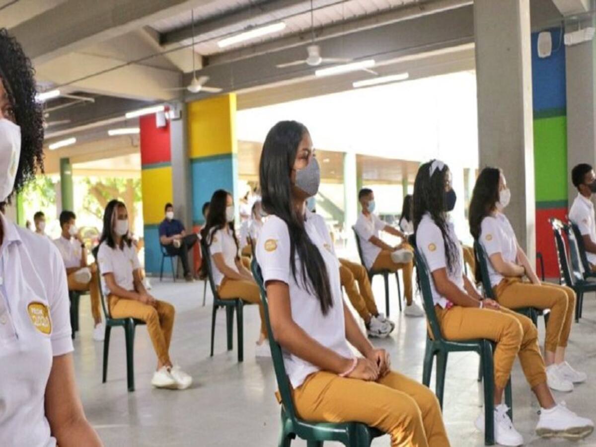Desde casa o en modalidad alternancia, colegios de Montería inician clases