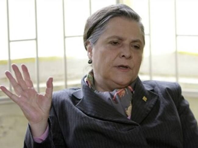 Clara López lanzó fuertes críticas al gobierno del presidente Santos