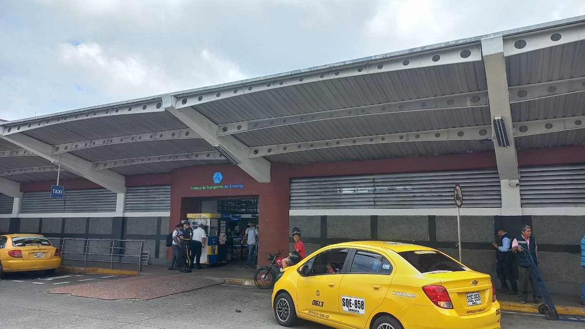 Lider operativo de la Terminal de Transportes de Armenia