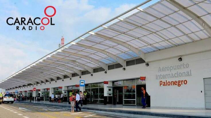 Viajeros internacionales deben presentar carné de vacunación