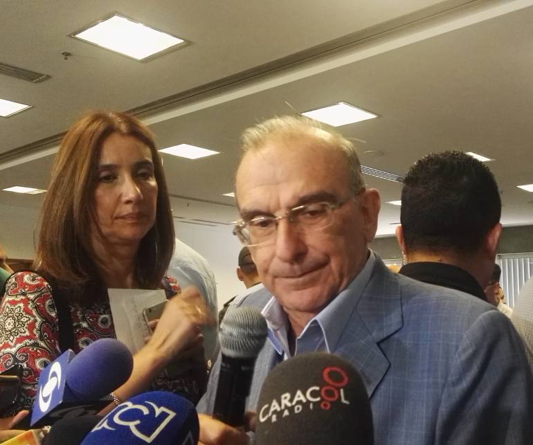 Humberto de la Calle hace precisiones sobre desmovilización de las Farc.