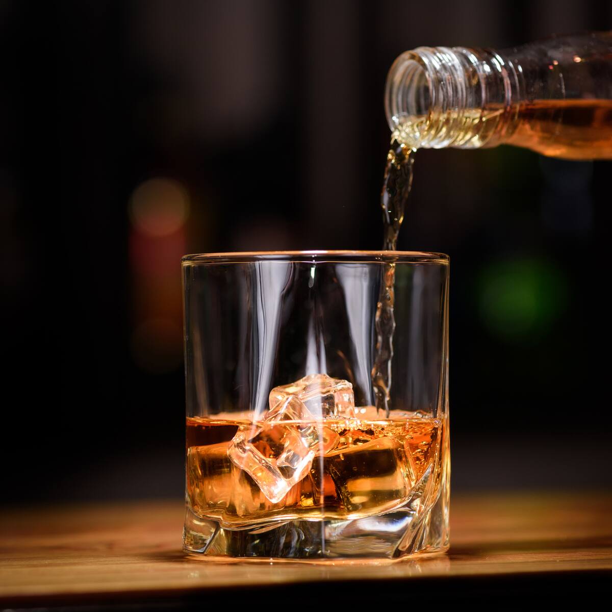 ¿Negocio? Alcohólicos Anónimos denuncia proliferación de nuevas terapias enfocadas en rentabilidad
