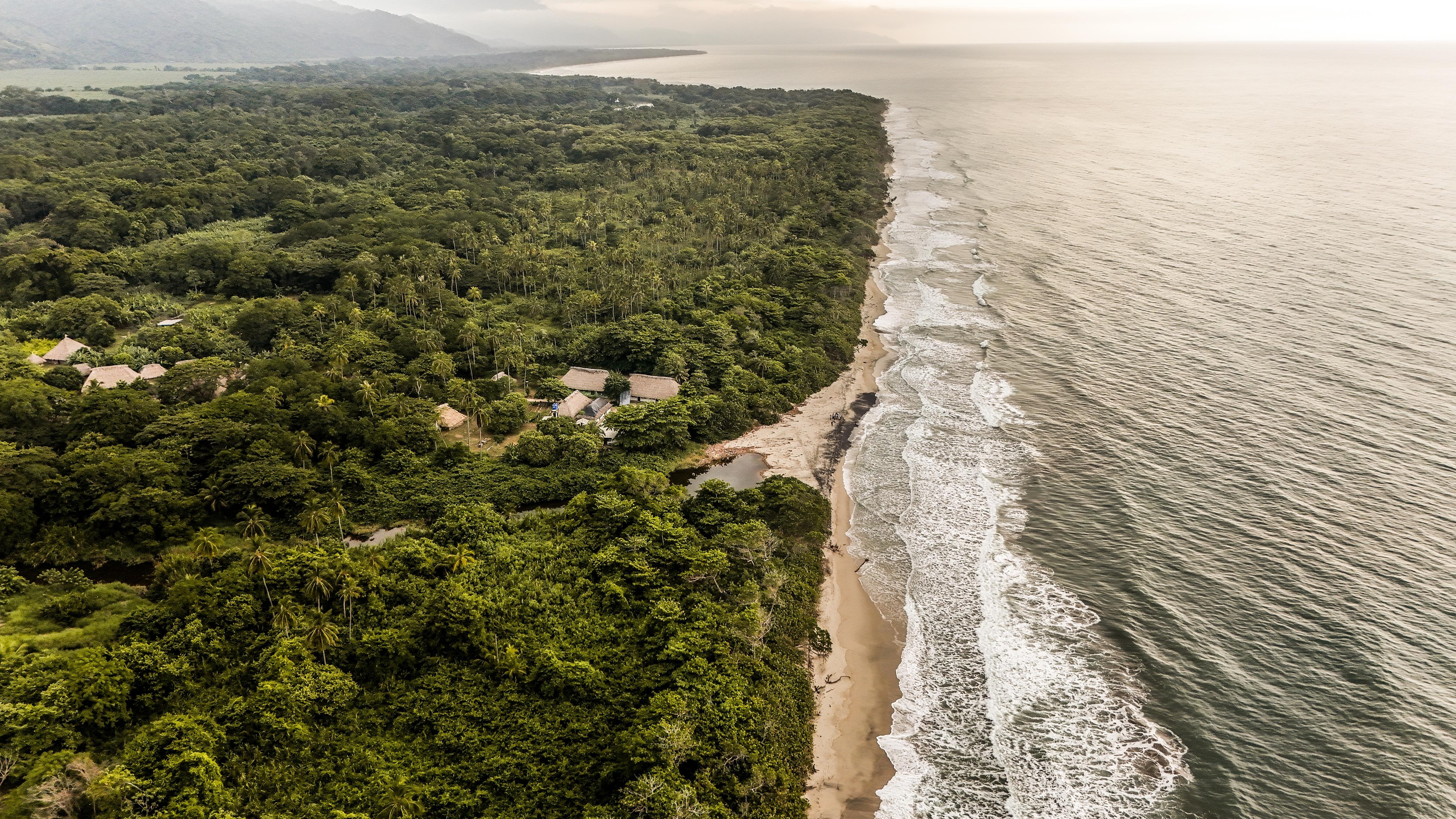 Entrega del predio Los Acantilados amplia el resguardo Katanzama . Agencia Nacional de Tierras