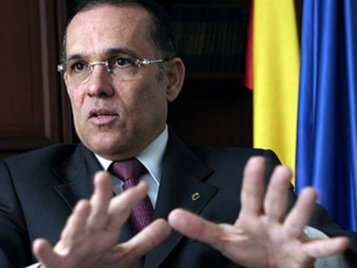 Se agita el ambiente político ante el inminente regreso al país de Noemí Sanín