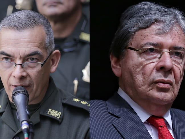 Director de la Policía, general Óscar Atehortúa y el ministro de Defensa, Carlos Holmes Trujillo.