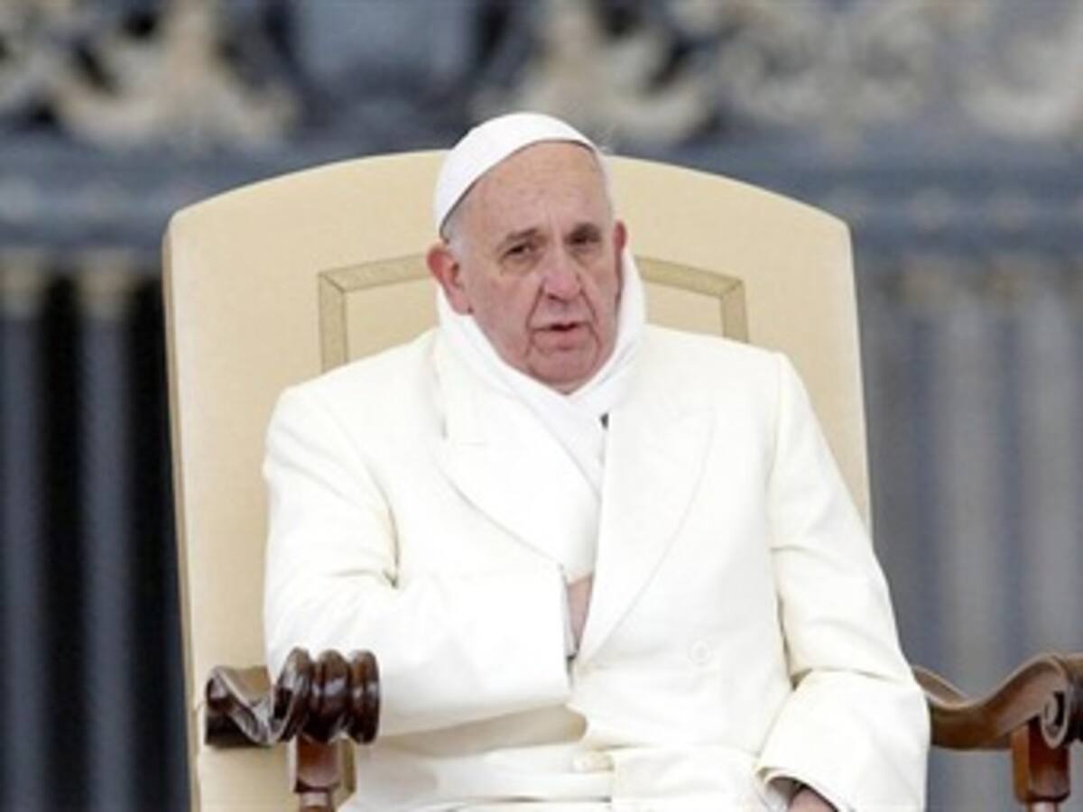 Papa expresa su "compasión" por las víctimas de los curas pederastas