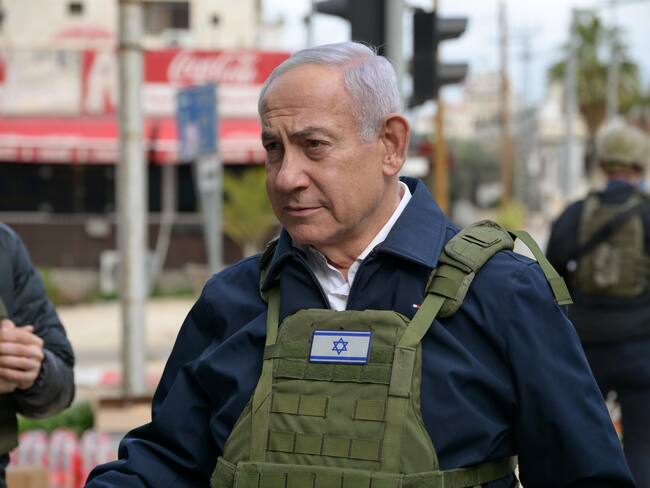 JERUSALÉN, 21/02/2025.- El primer ministro de Israel, Benjamín Netanyahu, visitó este viernes a las tropas israelíes en el campo de refugiados de Tulkarem en Cisjordania, tras anunciar una "operación masiva" contra el terrorismo en este territorio palestino ocupado. EFE/Oficina del primer ministro de Israel -SOLO USO EDITORIAL/SOLO DISPONIBLE PARA ILUSTRAR LA NOTICIA QUE ACOMPAÑA (CRÉDITO OBLIGATORIO)-