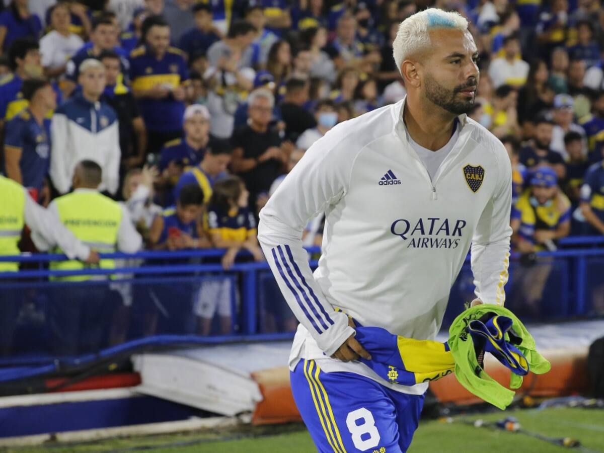 Terminó la novela: Edwin Cardona llegó a Argentina y jugará en Racing