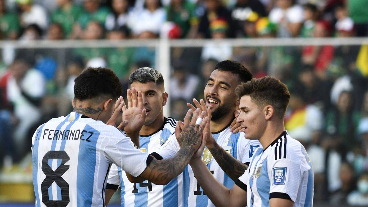 Argentina, sin Messi, goleó a Bolivia en La Paz