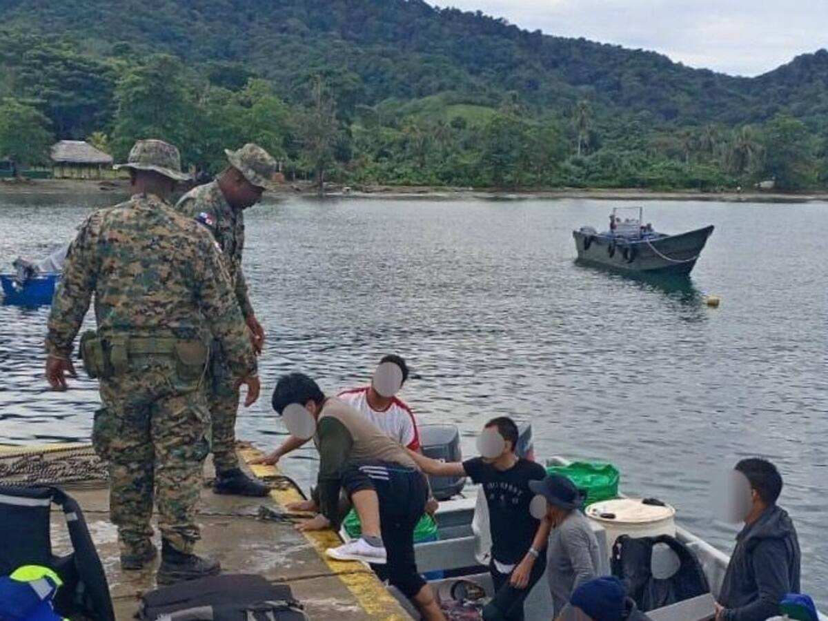 Autoridades panameñas rescataron a 70 migrantes y capturaron cuatro coyotes