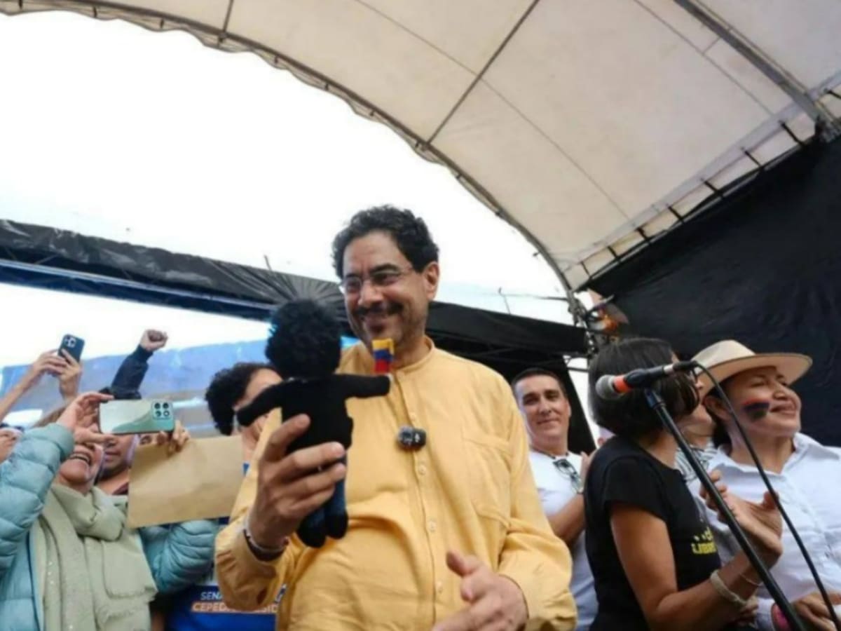 “No nos va a amedrentar el juego sucio de Álvaro Uribe”: dijo Iván Cepeda desde Ibagué
