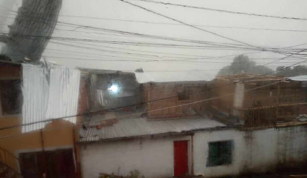 Lluvias con fuertes vientos y granizo en el municipio de Alcalá